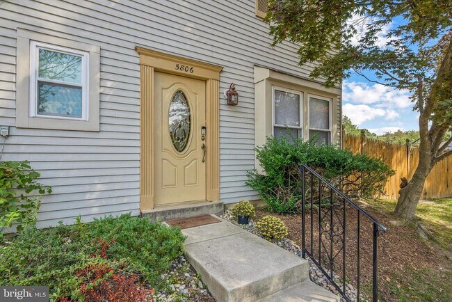 property at 5806 Red Haven Dr