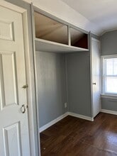 1012 W Armstrong Ave, Unit 1012-2 in Peoria, IL - Building Photo - Building Photo