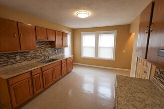 42 Corona St, Unit 2 in Boston, MA - Building Photo - Building Photo