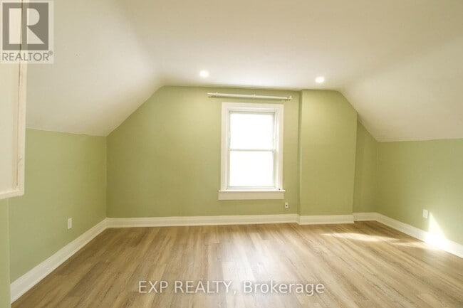 1243 Langmuir Ave in London, ON - Building Photo - Building Photo