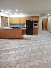 1727 E Pinecrest Rd in Spokane, WA - Building Photo - Building Photo