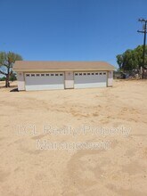 18776 Haines St in Perris, CA - Foto de edificio - Building Photo