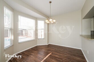 4701 Hunts Ct in Plant City, FL - Foto de edificio - Building Photo