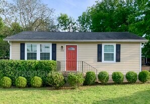 120 Lucile St in Nashville, TN - Building Photo