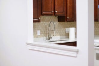 685 Oak St in Brockton, MA - Building Photo - Building Photo