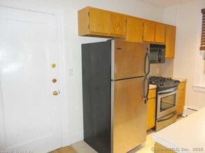 337 Alden Ave in New Haven, CT - Building Photo - Building Photo