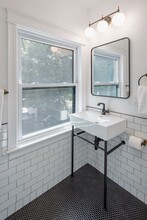 41 Winslow Rd, Unit 3 in Brookline, MA - Building Photo - Building Photo