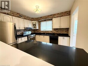 91 Garside Crescent in Brampton, ON - Building Photo - Building Photo