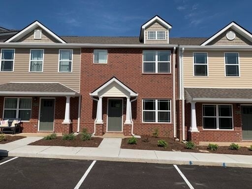 property at 7042 Magnolia Crossings