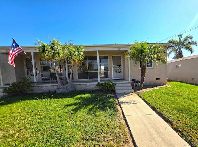 4851 Iroquois Ave in San Diego, CA - Foto de edificio