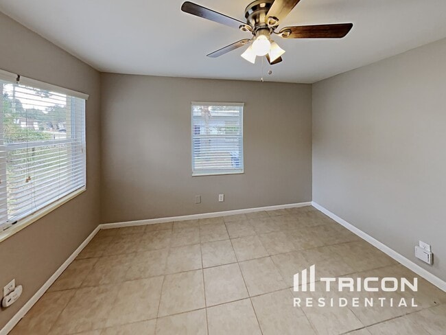 2113 W Herman St in Tampa, FL - Building Photo - Building Photo