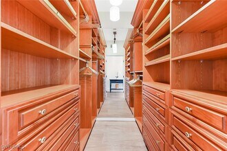 6770 Pelican Bay Blvd in Naples, FL - Building Photo - Building Photo