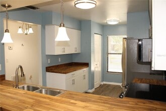 5412 11th St Cir E in Bradenton, FL - Building Photo - Building Photo