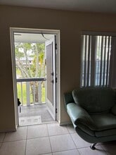 348 Windsor O in West Palm Beach, FL - Building Photo - Building Photo