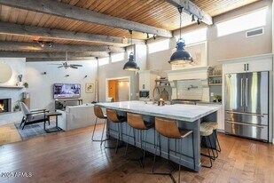 12617 N 71st St in Scottsdale, AZ - Building Photo