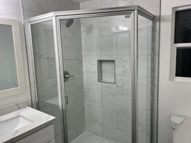 916 E Rose Ave in Orange, CA - Building Photo