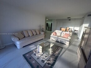 3400 NE 192nd St, Unit 1502 in Aventura, FL - Foto de edificio - Building Photo