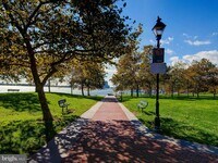 418 S Durham St photo'