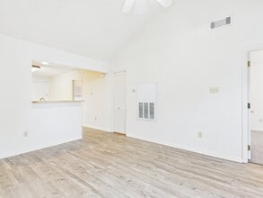 1802 Woodsman Dr in College Station, TX - Building Photo - Building Photo