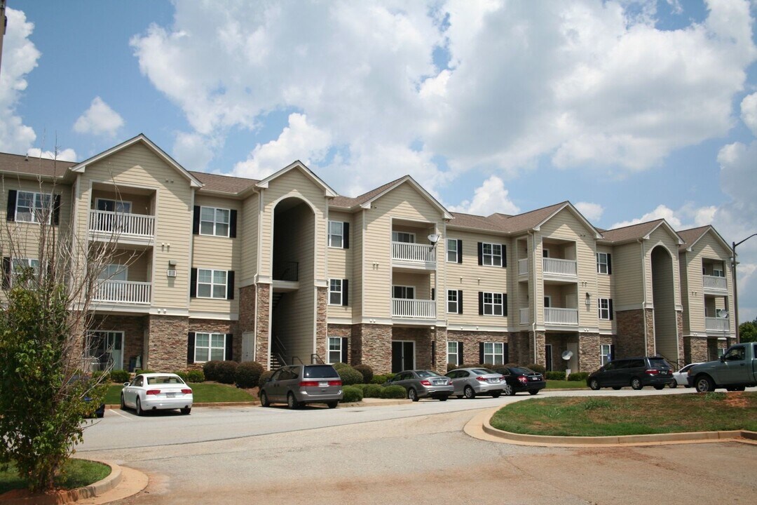 1309 Town Creek Cir in Greensboro, GA - Building Photo