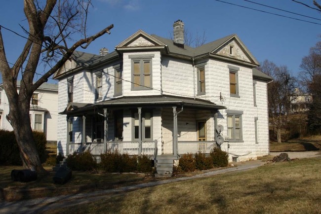 317 N Market St in Staunton, VA - Building Photo - Building Photo