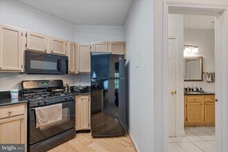 4405 Fair Stone Dr in Fairfax, VA - Building Photo - Building Photo