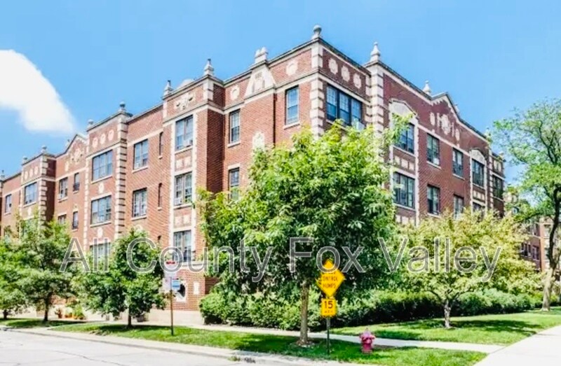 356 Ridge Ave in Evanston, IL - Building Photo