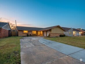 3810 Bonita Ln in La Porte, TX - Building Photo - Building Photo