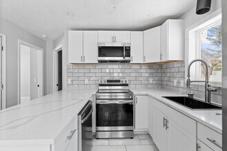 5361 Winter Dr in Tobyhanna, PA - Building Photo - Building Photo