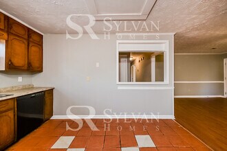 6142 Katherine Rd in Rex, GA - Building Photo - Building Photo