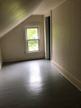 26 S Oakwood Terrace in New Paltz, NY - Building Photo - Building Photo