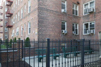 8721 Bay Pky in Brooklyn, NY - Building Photo - Building Photo