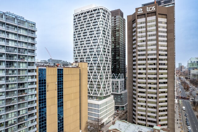 Artists' Alley in Toronto, ON - Building Photo - Building Photo