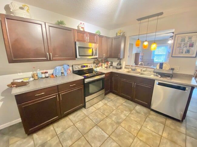 56 Morellen Ln in Colchester, VT - Building Photo - Building Photo