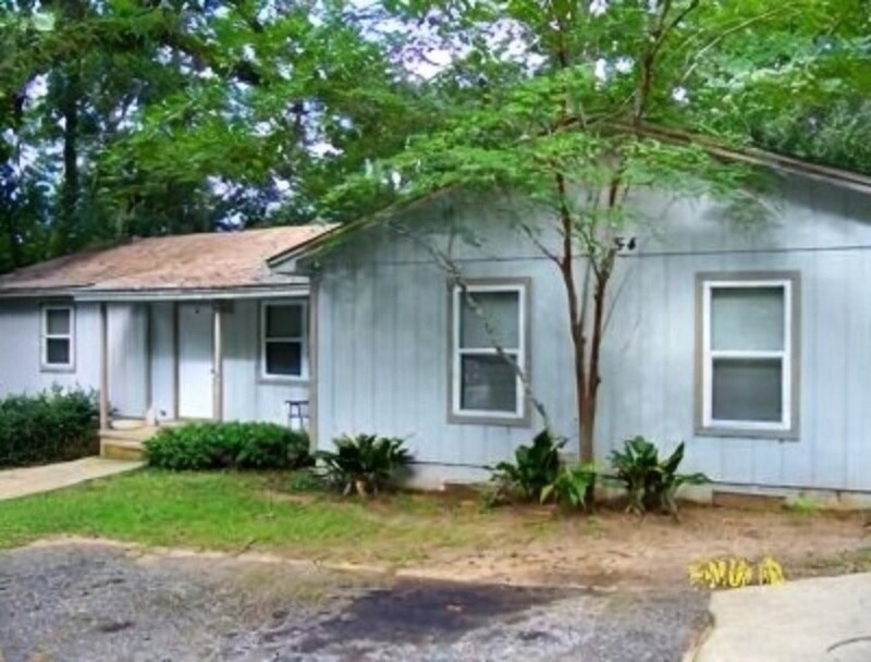 1550 Live Oak Dr in Tallahassee, FL - Building Photo