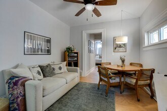 1136 N Washington St in Denver, CO - Foto de edificio - Building Photo