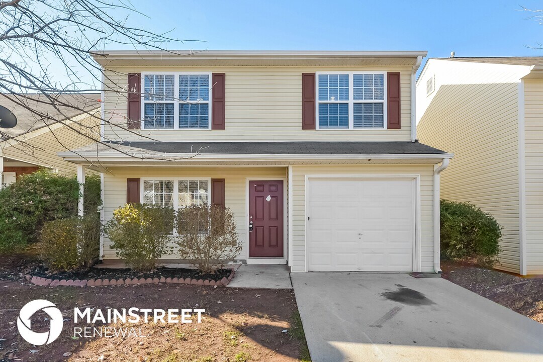 342 Coral Cir in Mcdonough, GA - Building Photo