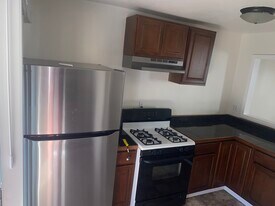 2108 Marshallfield Ln, Unit A of Triplex in Redondo Beach, CA - Building Photo