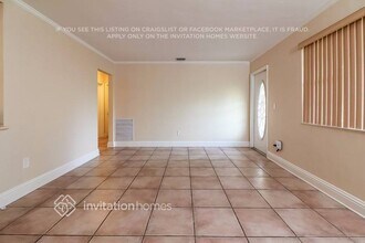 7041 SW 2nd Ct in Pembroke Pines, FL - Building Photo - Building Photo