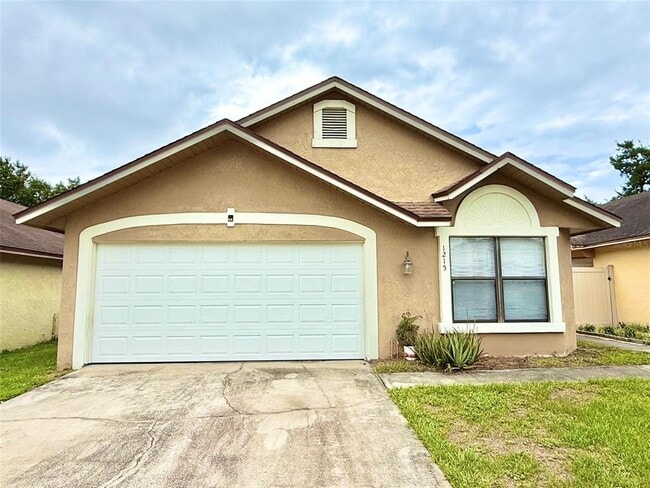 property at 1215 Creekbottom Cir