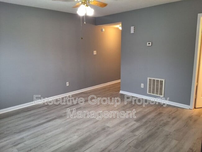 1115 Crowne Pointe Dr in Elizabethtown, KY - Building Photo - Building Photo