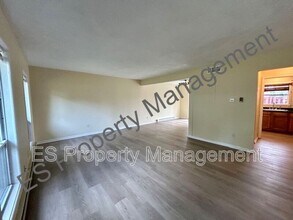 718 Southfield Ct in Indianapolis, IN - Building Photo - Building Photo