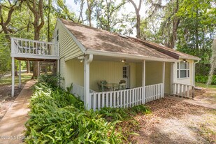 4343 Ortega Farms Cir in Jacksonville, FL - Building Photo