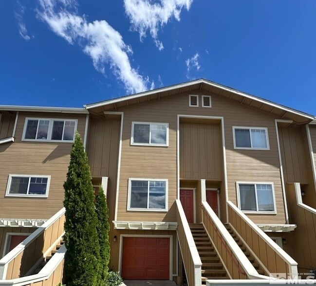 210 John Eugene Ct in Reno, NV - Building Photo - Building Photo