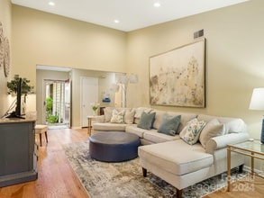 9039 Covedale Dr in Charlotte, NC - Building Photo - Building Photo