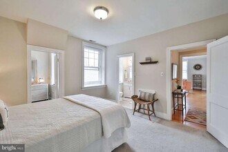 6655 McCallum St in Philadelphia, PA - Building Photo - Building Photo