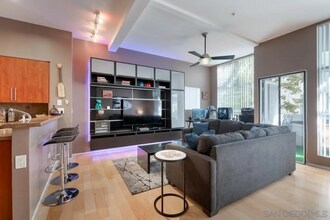 120 Island Ave in San Diego, CA - Building Photo - Building Photo