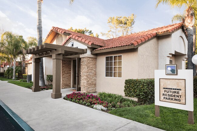 Elan Shadowridge Meadows in Vista, CA - Building Photo - Building Photo