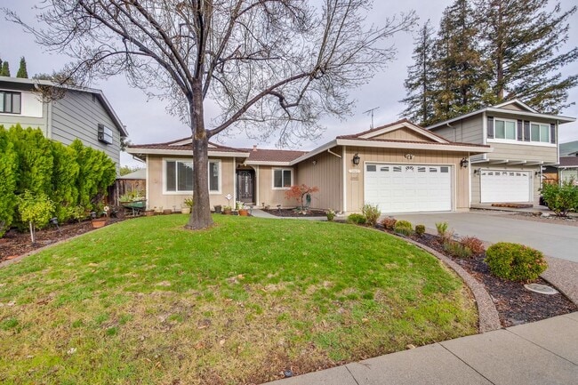 2062 Lockwood Dr in San Jose, CA - Building Photo - Building Photo