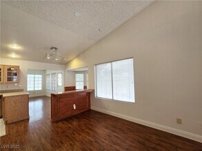 1139 Placerville St in Las Vegas, NV - Building Photo - Building Photo